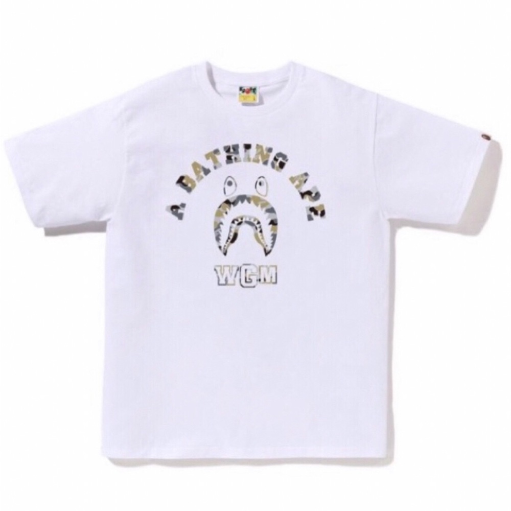 Bape A Bathing Ape T-shirt College Shark Camo Size S NWT